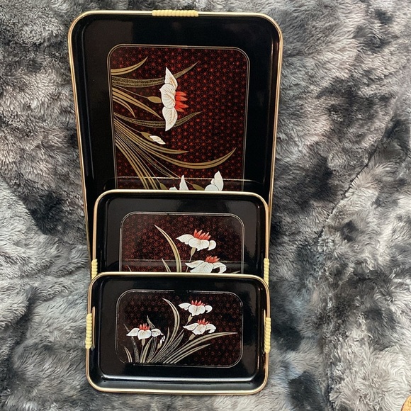 Set 3 Vintage Japanese Shiny Black Lacquer Ware Nesting Trays Gold white & Red - Picture 2 of 16